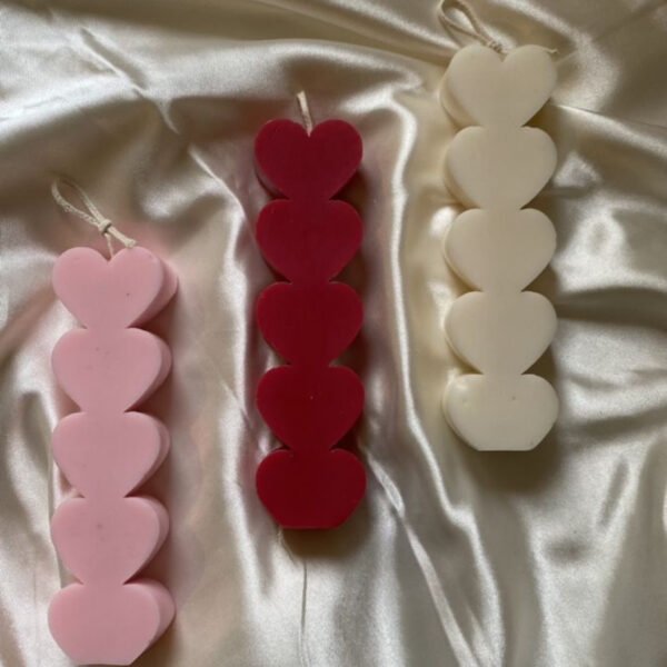 Heart chain candle